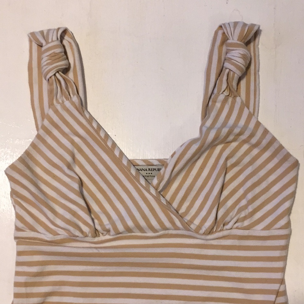 V Neck Tank Top - Picture 2 of 6